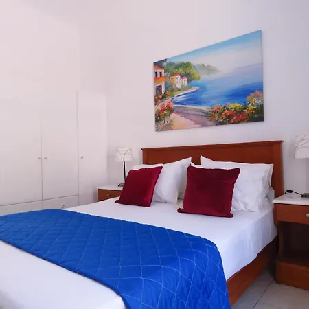 Scorpio Aparthotel 3*