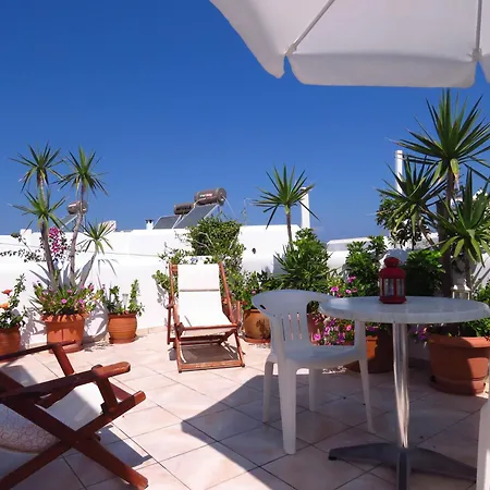 Scorpio Aparthotel Naoussa